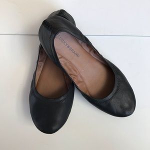 Lucky Brand Emmie Flat in Black